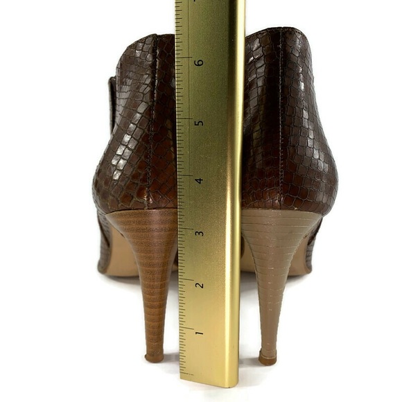 Kenneth Cole Snake Pattern Ankle Boots Size 8.5M - Picture 10 of 12